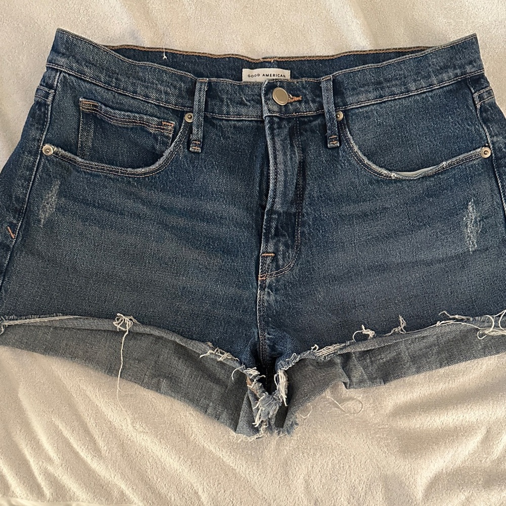 Good American Distressed Denim Cutoff Jean Shorts